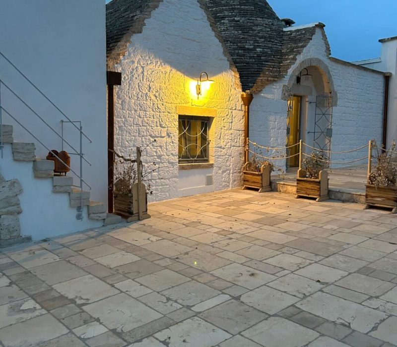 2e239a10-ed71-40cd-a898-92b96237109d-1152x1536